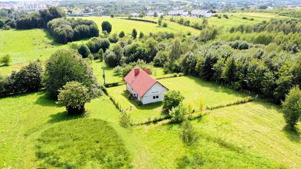 Dom 146 m2 i 17 arów działki przy ul. krakowskiej