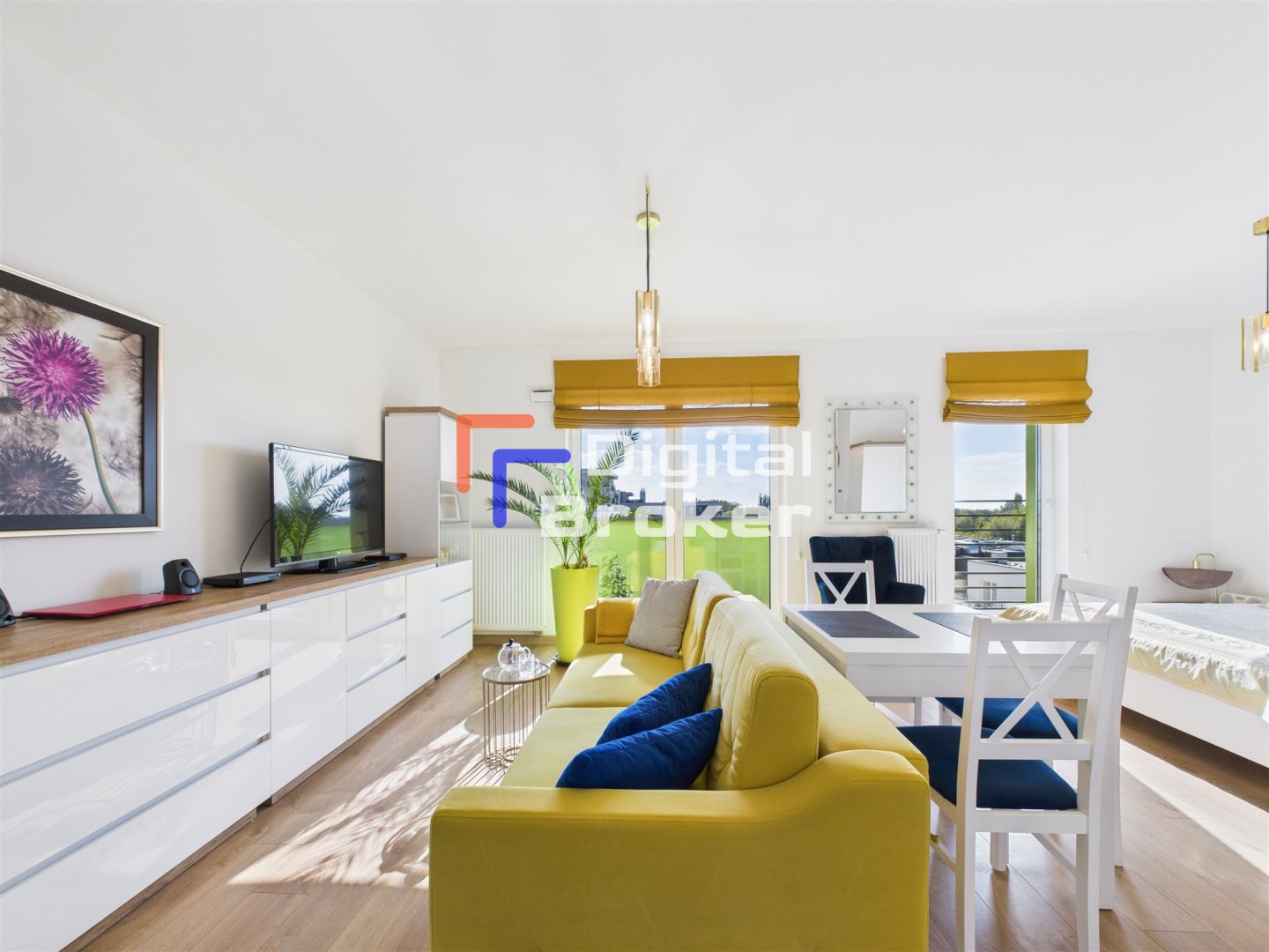 Do wprowadzenia -złotno-teofilów- balkon-promocja!