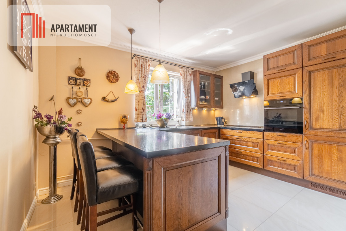 Dom wolnostojący 180 m² | jary | garaż |