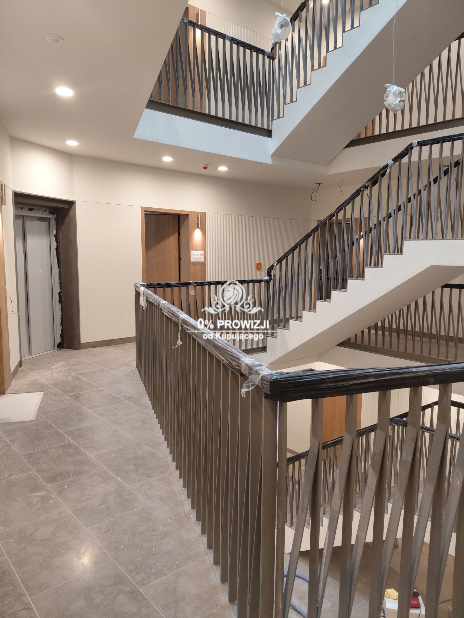 Piękny apartament w centrum/borek/piękny taras/otoczony zielenią
