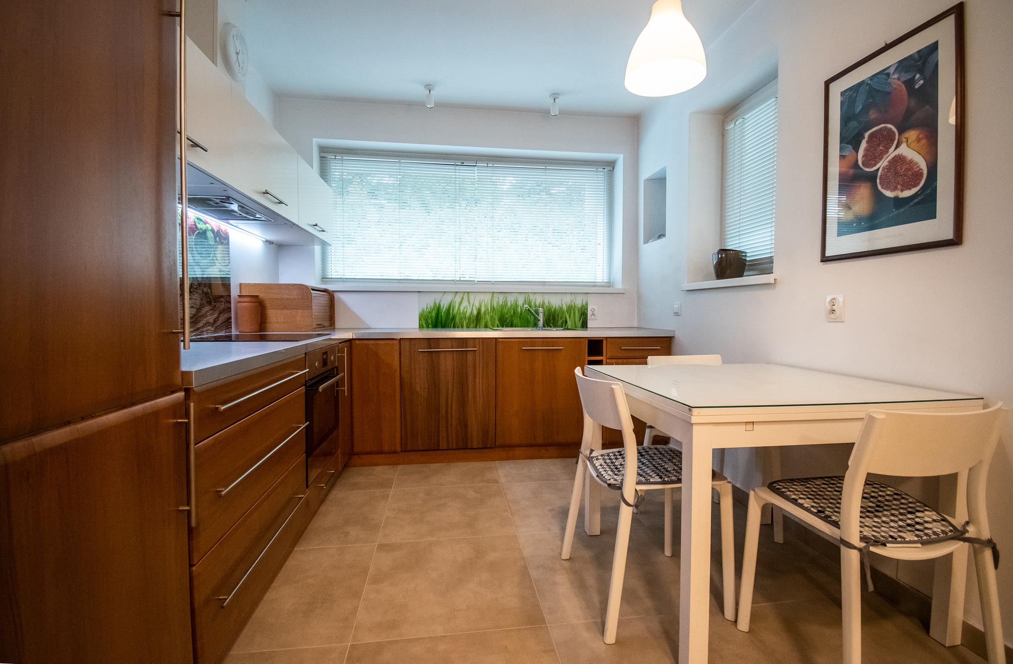 Piątkowo umeblowane w willi 50m2, bezczynszowe, 2600 zł