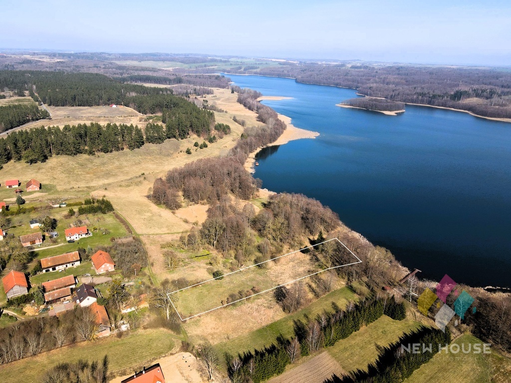 Działka z możliwością zabudowy, linia brzegowa