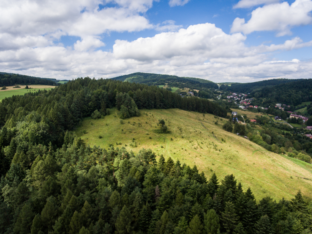 Działka nad lodowiskiem w krynicy zdrój