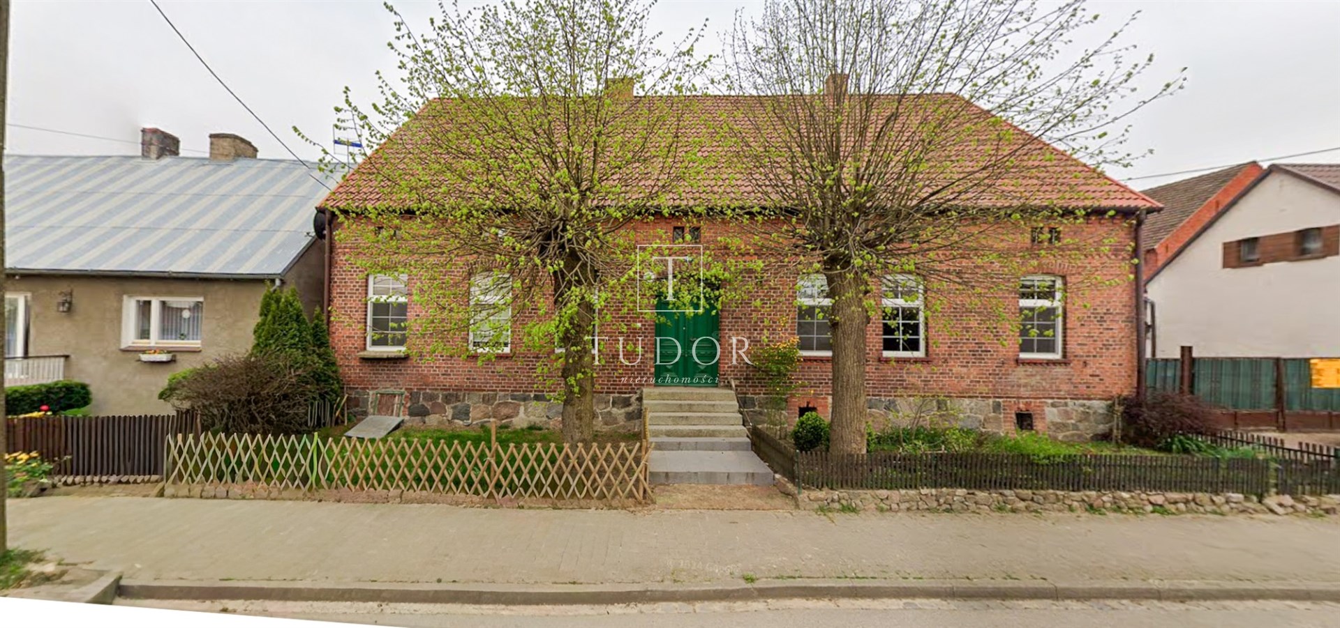 194 m²|7 pokoi|ogród|jeziora|lasy|działka 24898m²