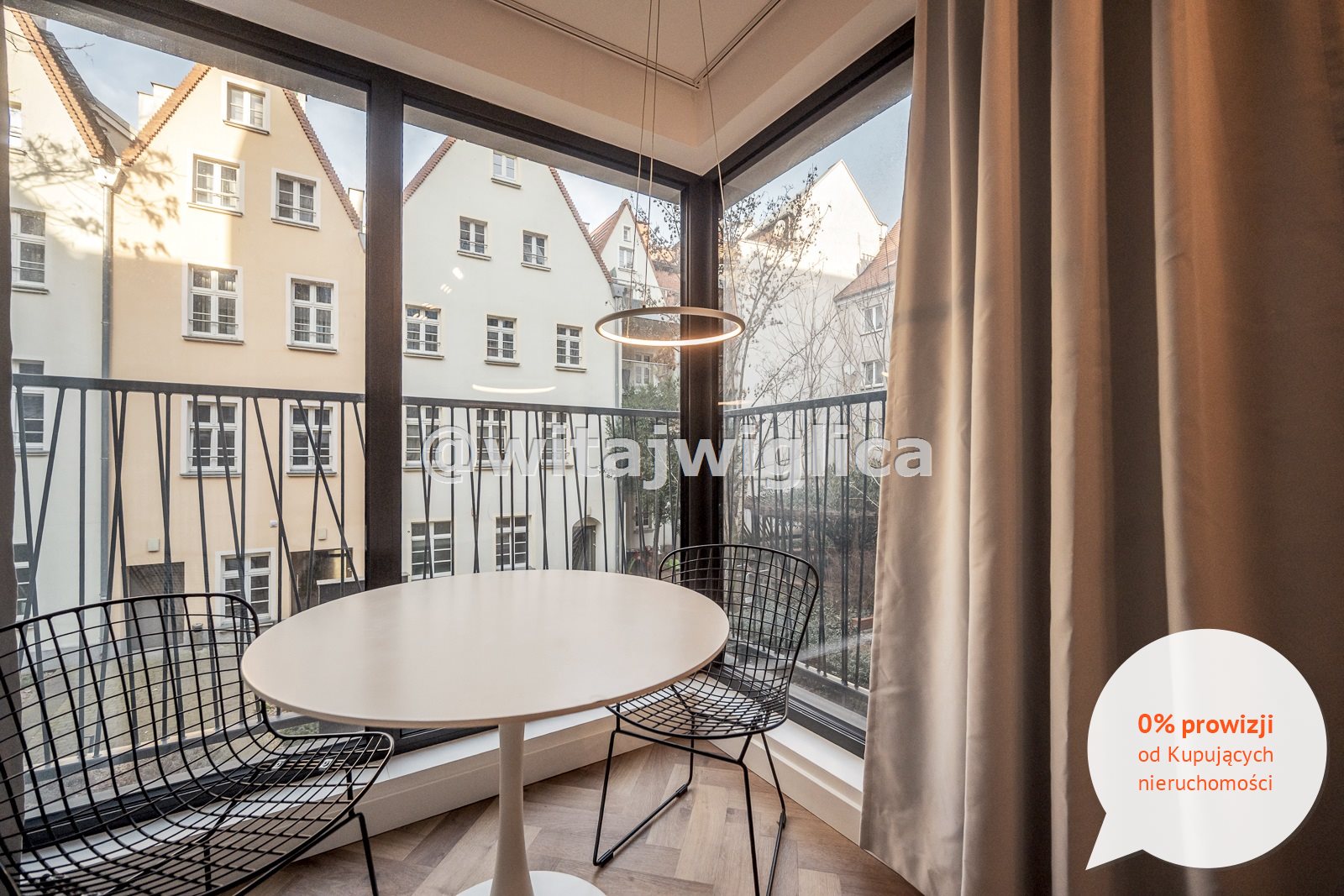 36m2 w nowej kamienicy na rynku, wrocław