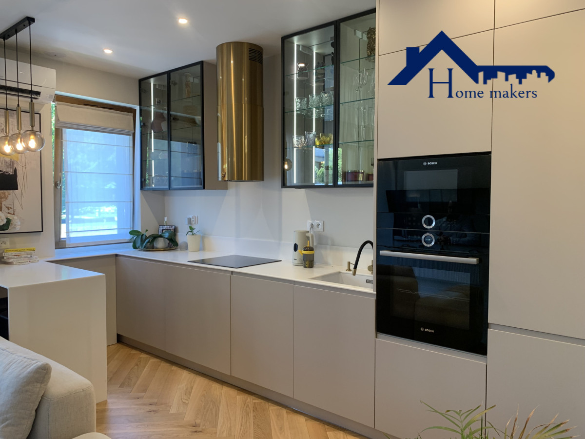Dwu pokojowy apartament przy polach mokotowskich