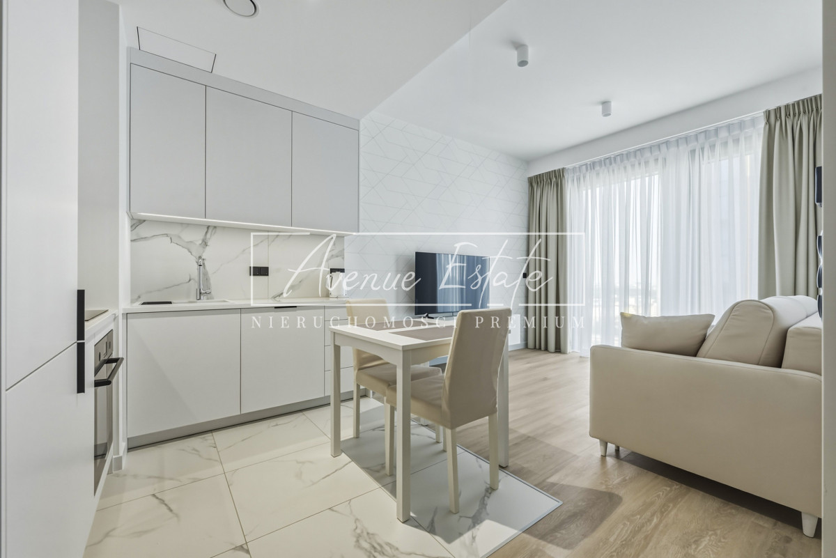 Towarowa towers | luxury apartment | parking