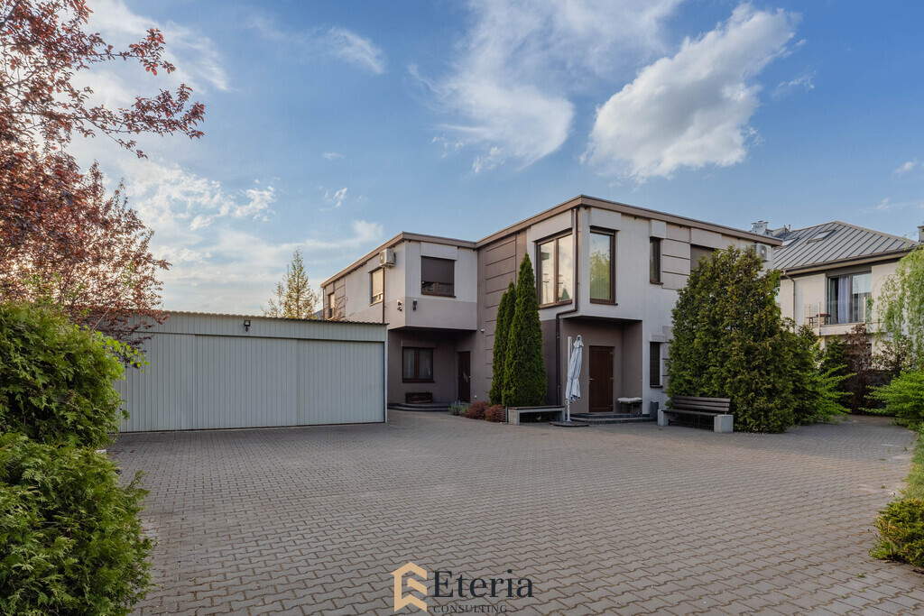 Dom z ogrodem i stawem | 317 m² | przedszkole 50m