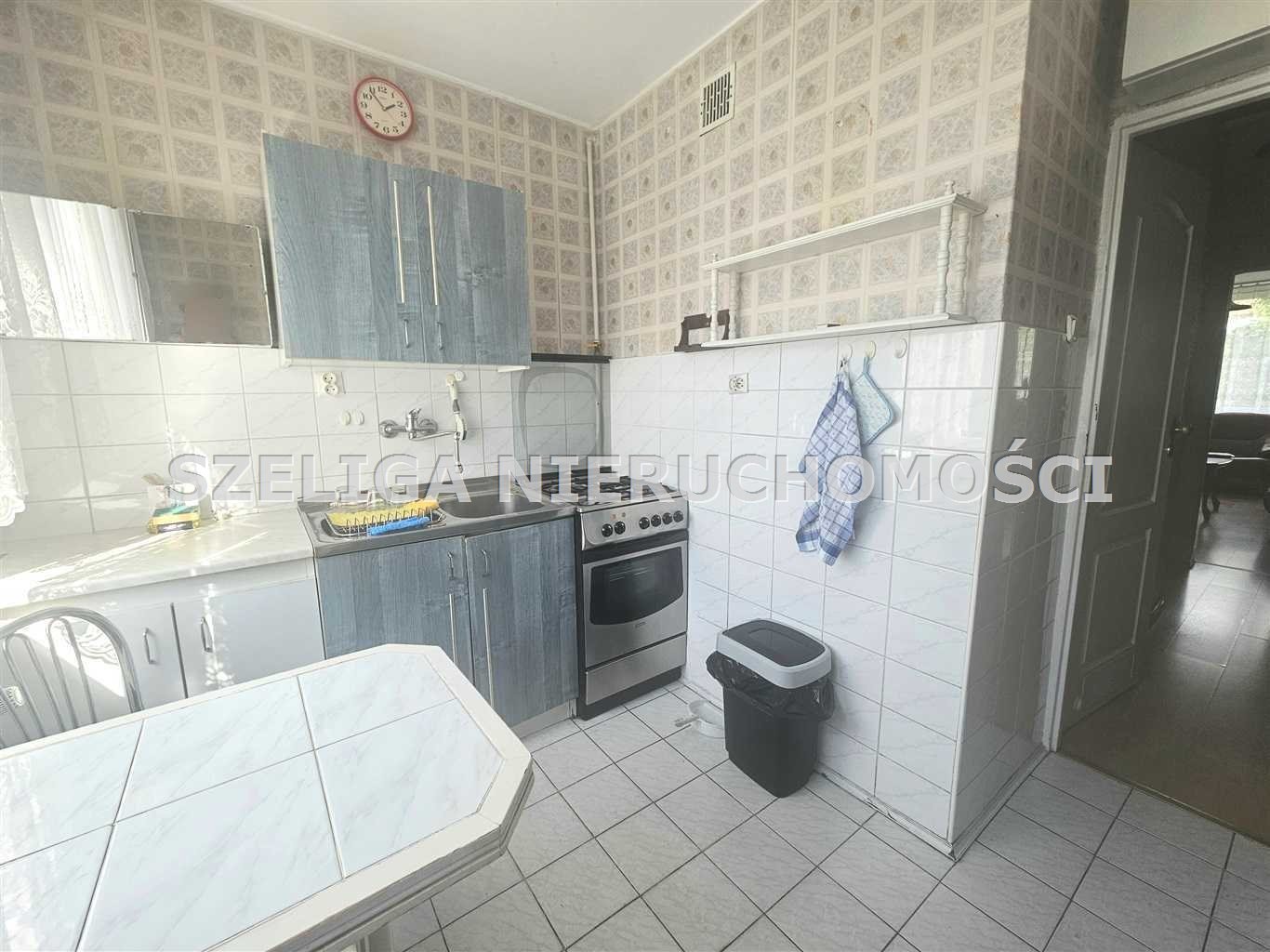 Sikornik, c.o. z sieci, balkon