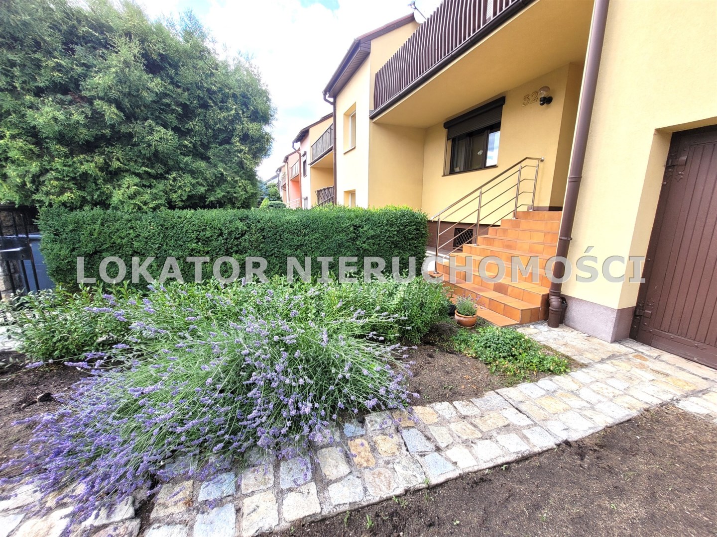 Solidny dom na spokojnym osiedlu w pile