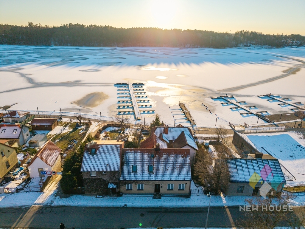 Mikołajki, promenada z dojściem do jeziora, marina