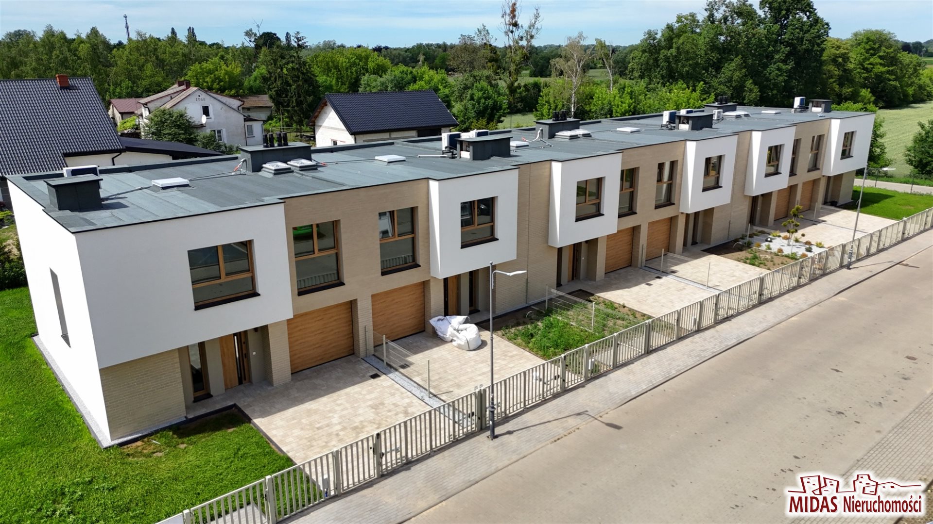 Nowy dom szeregowy w ciechocinku - prowizja 0%
