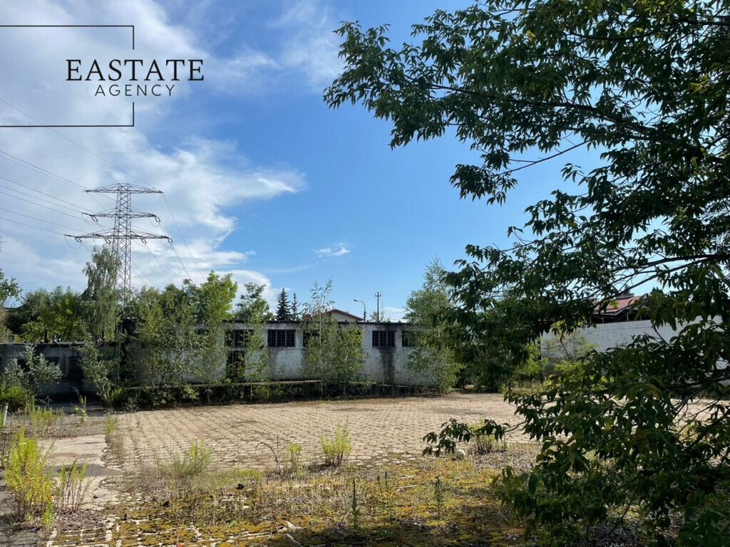 Uzbrojona działka 2793 m² z dojazdem utwardzonym