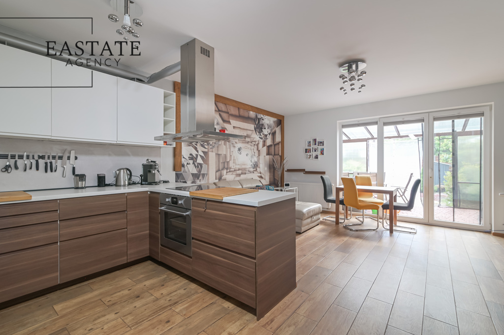 Przestronny dom 92 m² z ogródkiem i tarasem