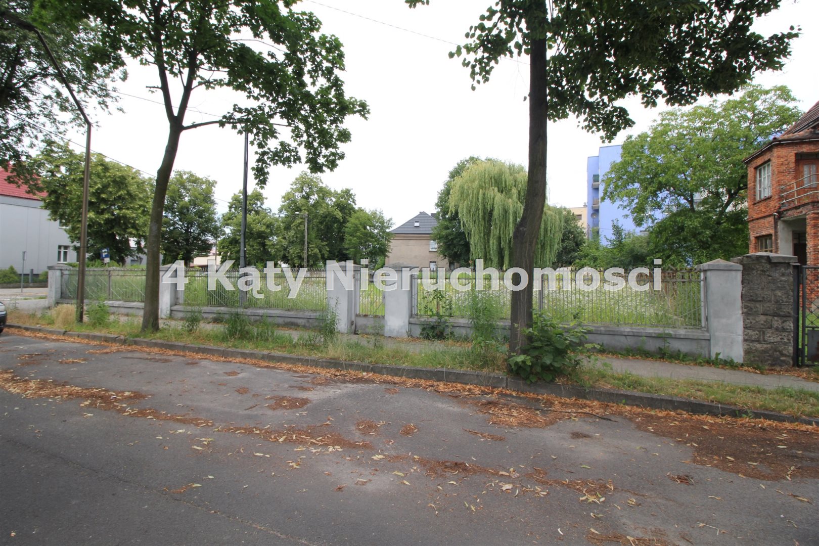 Działka 868 m2 zabudowa wielorodzinna