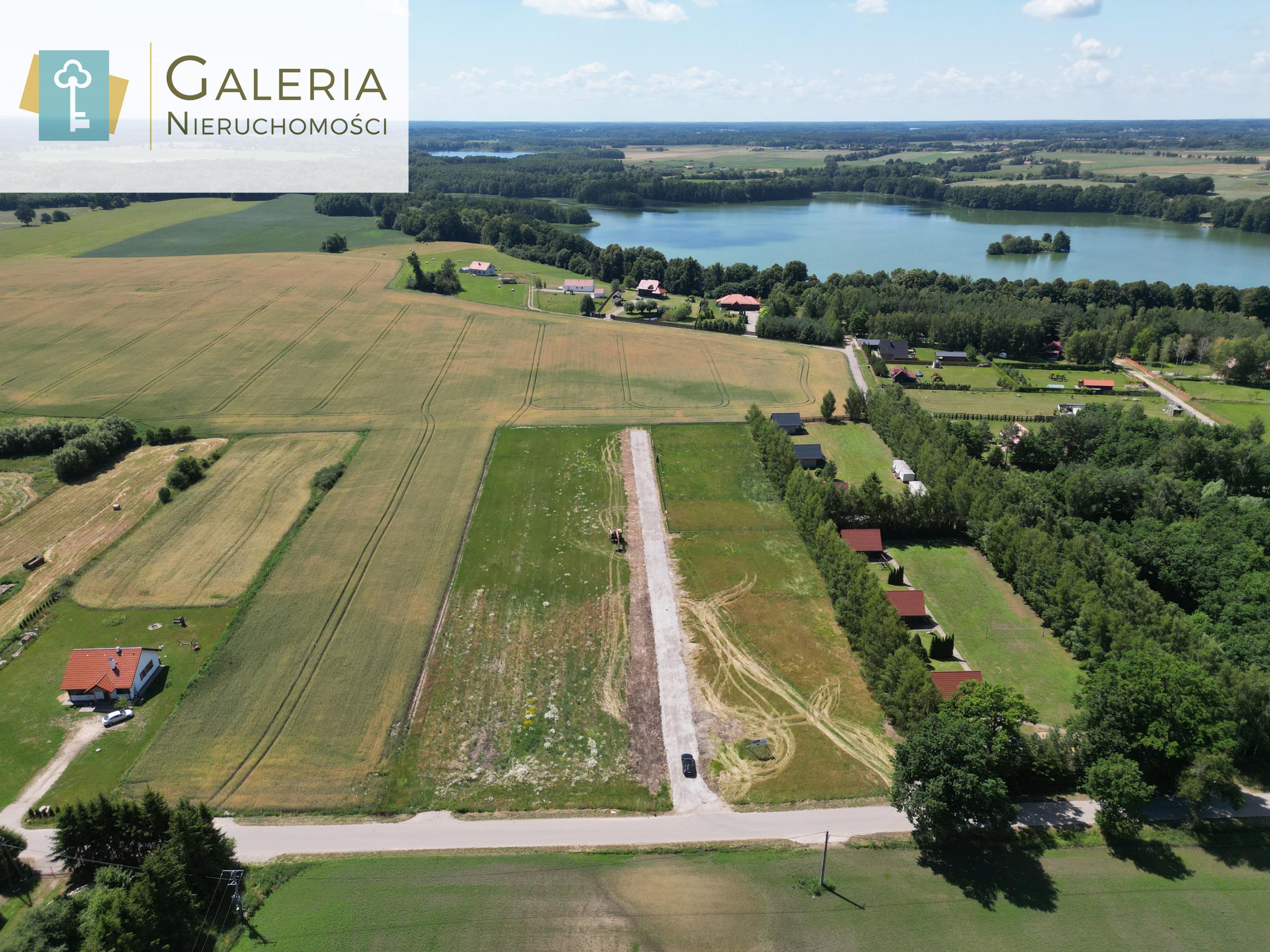 Osada skarpa | działki nad jeziorem