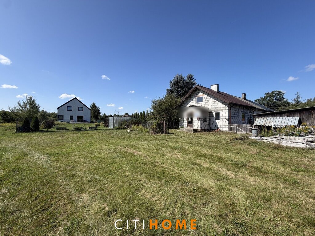 Działka 873 m² z domem – wiązowna