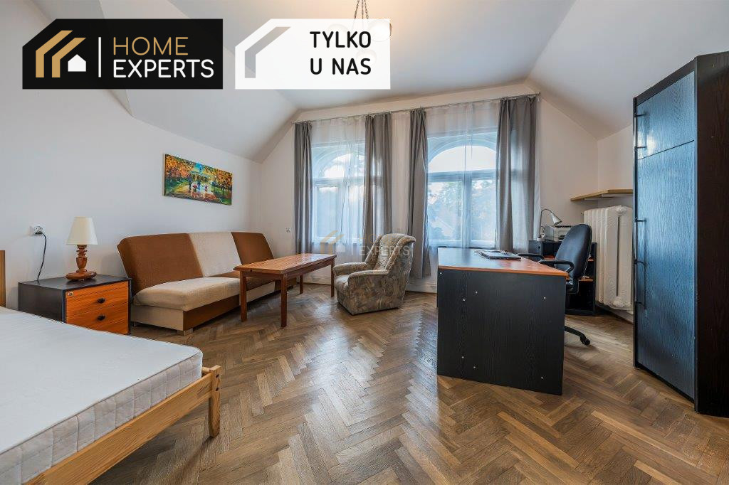 Słoneczny taras ok. 25m2|3 pokoje|kamienica