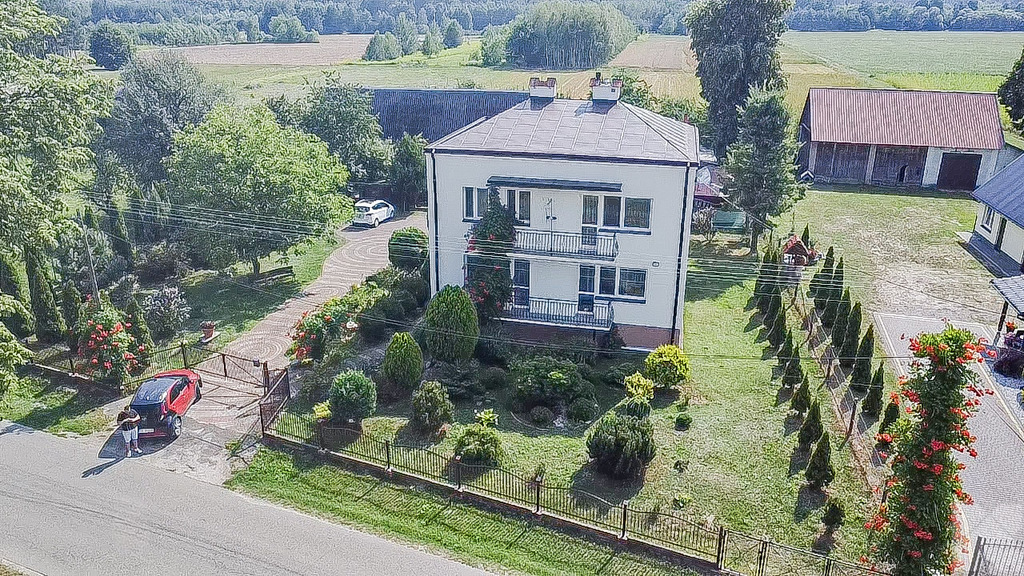 Dom 180 m² w zapałowie – przestronna nieruchomość