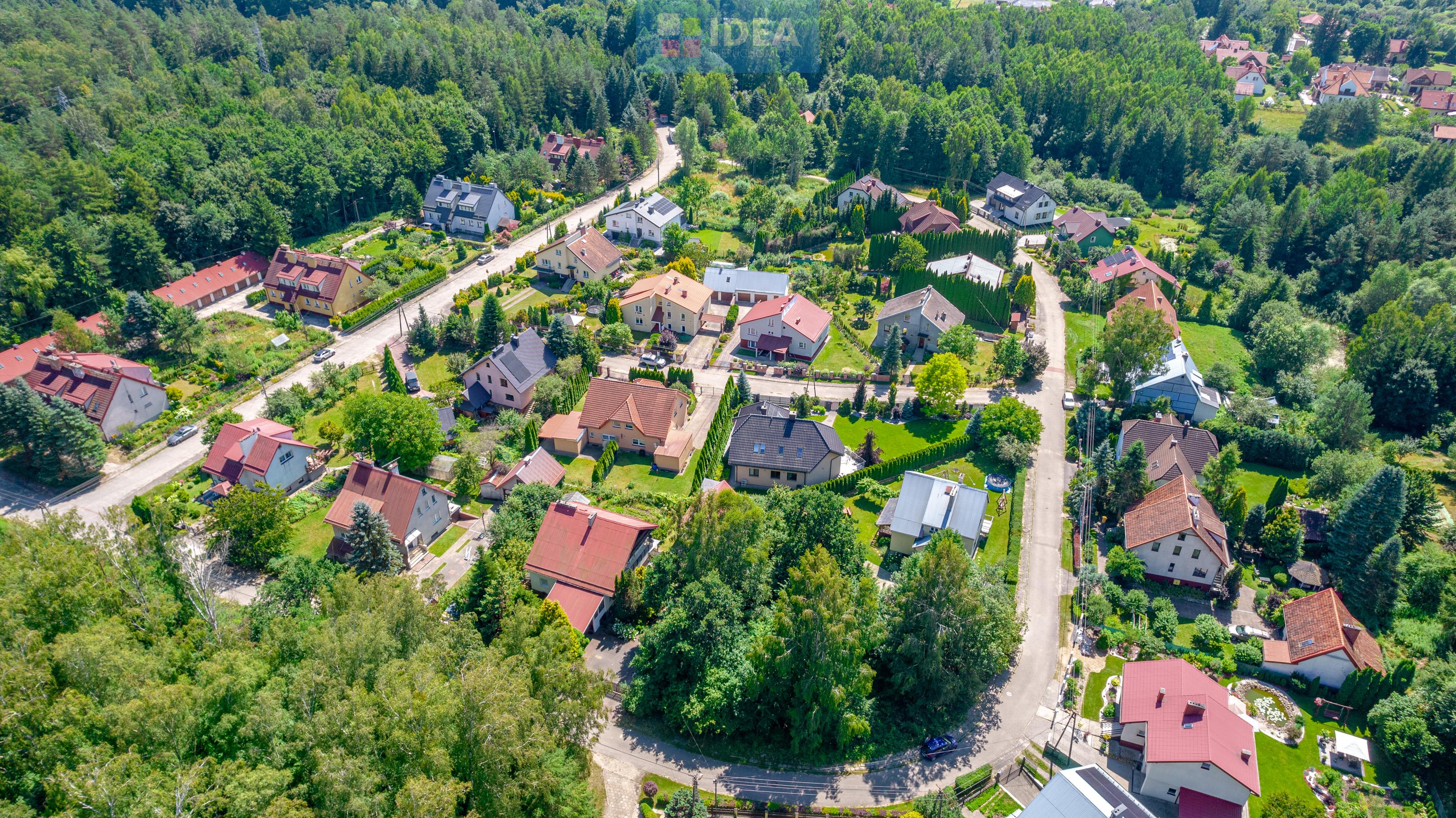 Dom na skraju lasu – kieźliny, osiedle leśne