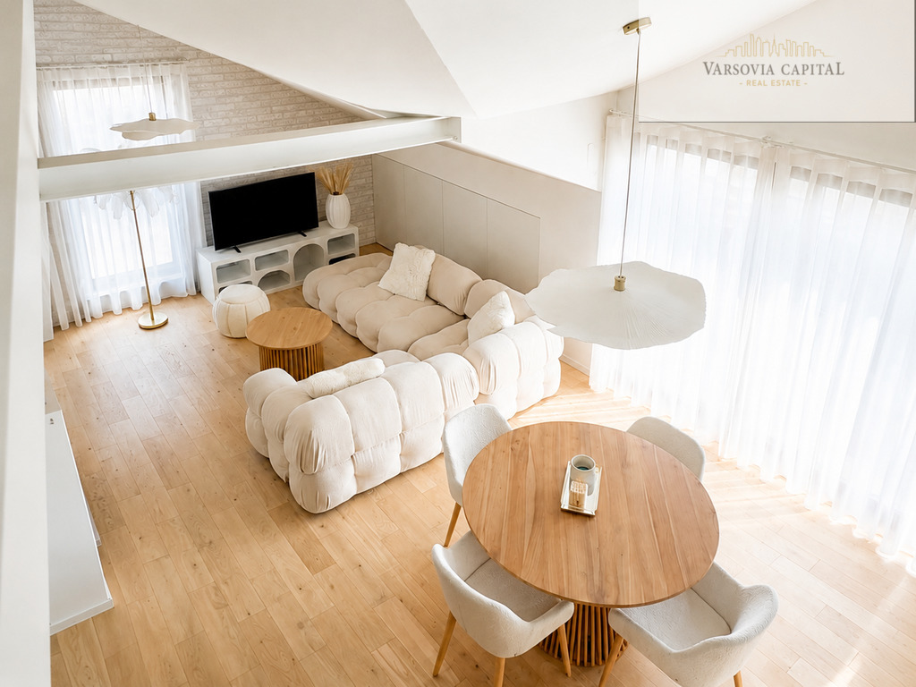 50m²+ antresola 30m²| salon 4,5m | ostatnie piętro