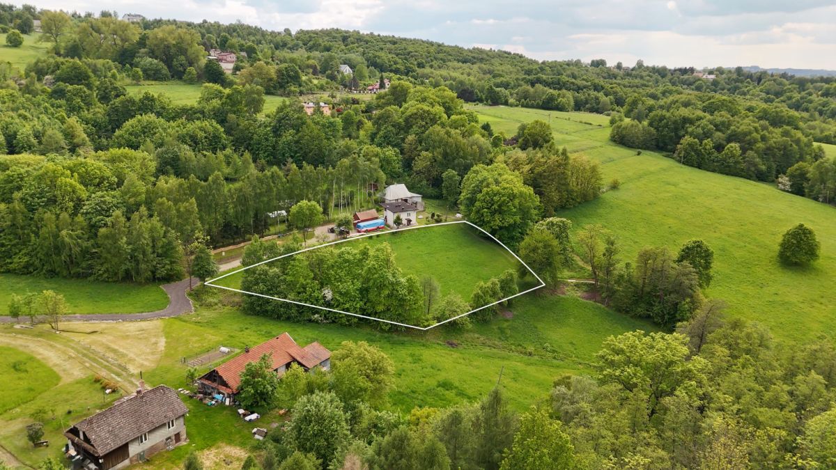 Działka w golkowicach z pięknym otoczeniem