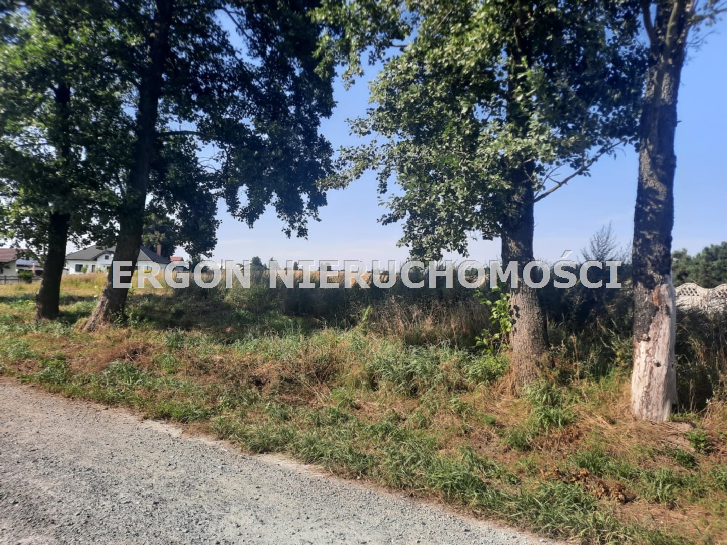 Na sprzedaż dz. o pow. 1975m2 chojno