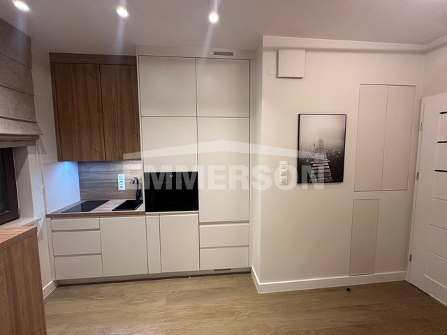 Giełdowa | luksusowe studio po remoncie| balkon