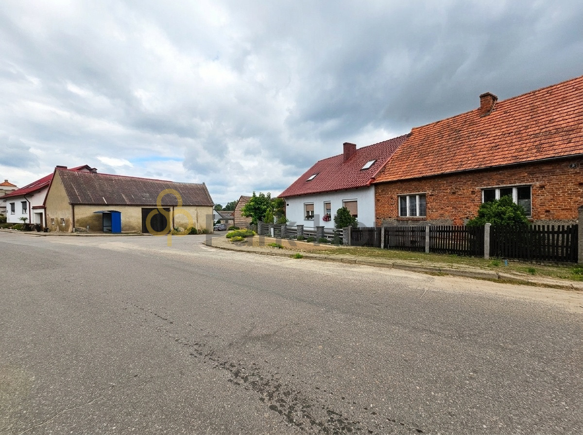 Żelazno - dom i budynki gosp. - 130 m od jeziora