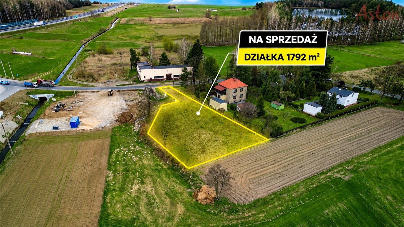 Działka pod dom i usługi, prąd, gaz, ogrodzenie