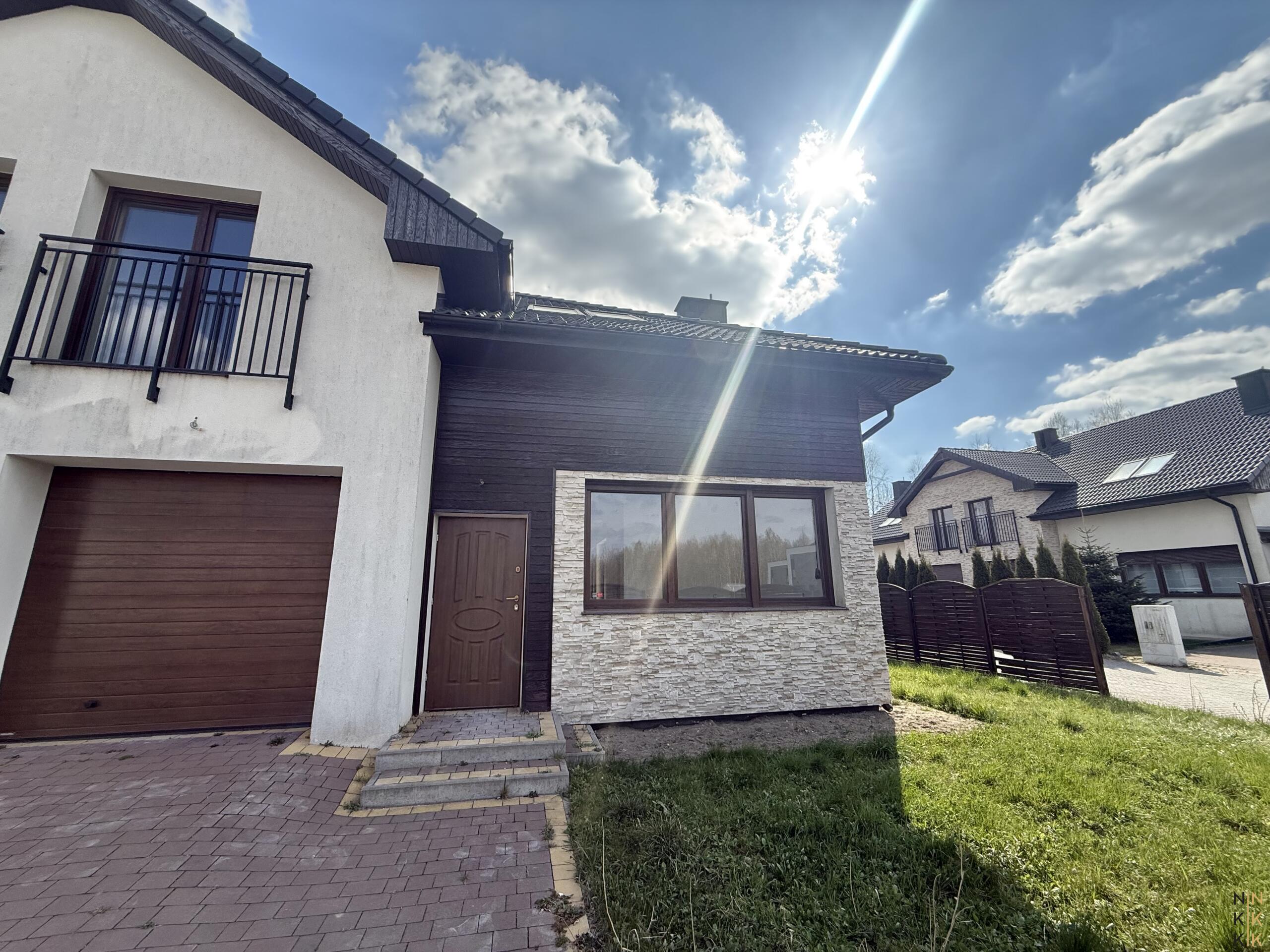 Obniżka ceny dom 147 m² | 4 pokoje | garaż | blisko lasu | leśnica