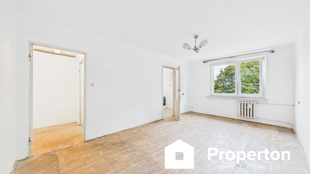 Kawalerka 28,5 m² z potencjałem na 2 pokoje - do remontu