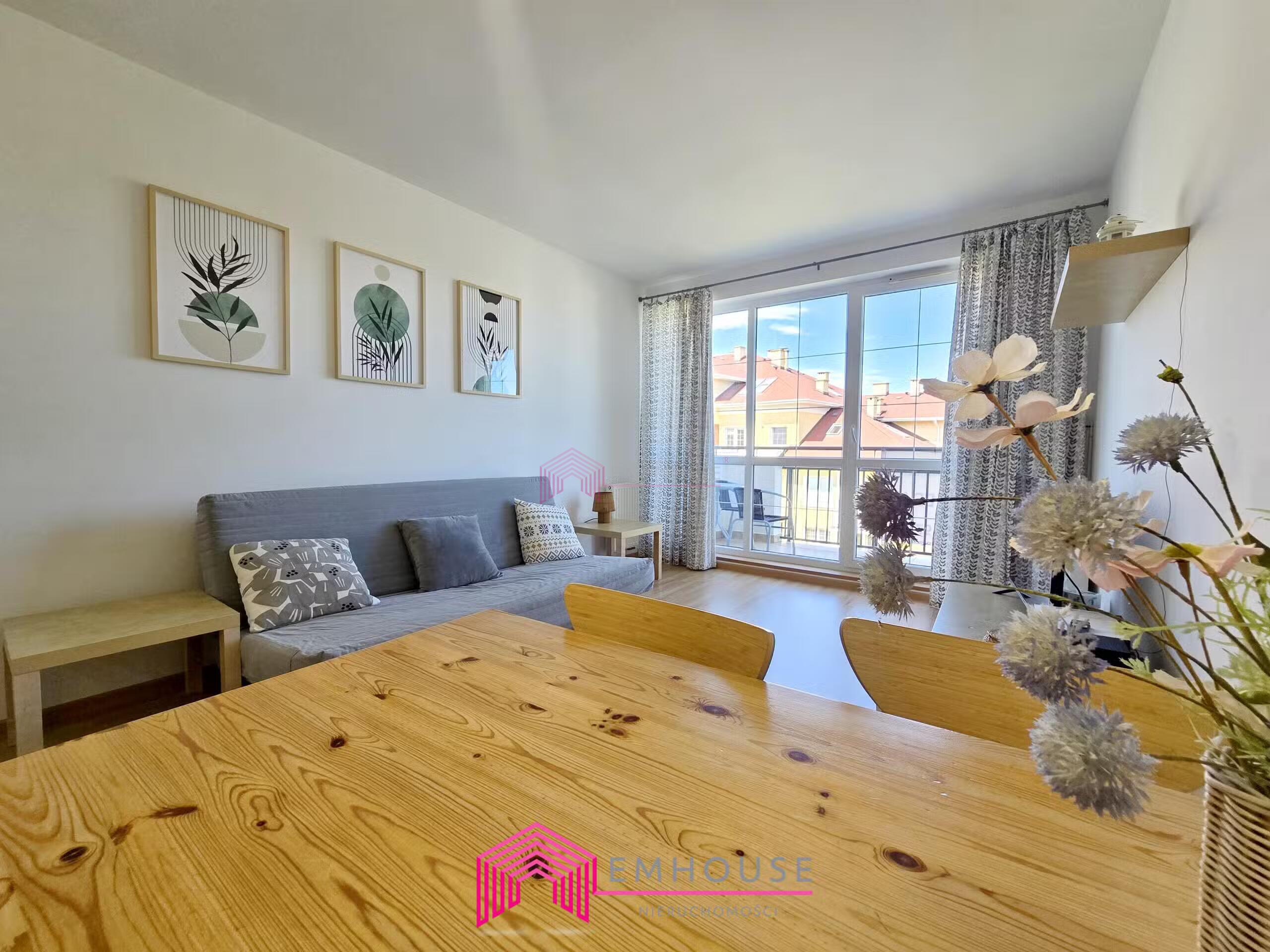 Apartament 2-pokojowy całkowicie wyposażony , os. bałtyk