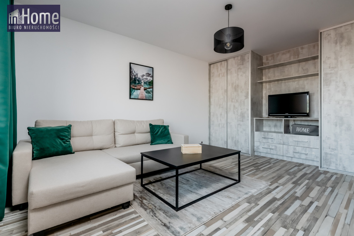 Duża kawalerka 35m² w centrum + dodatkowe 22m²!!