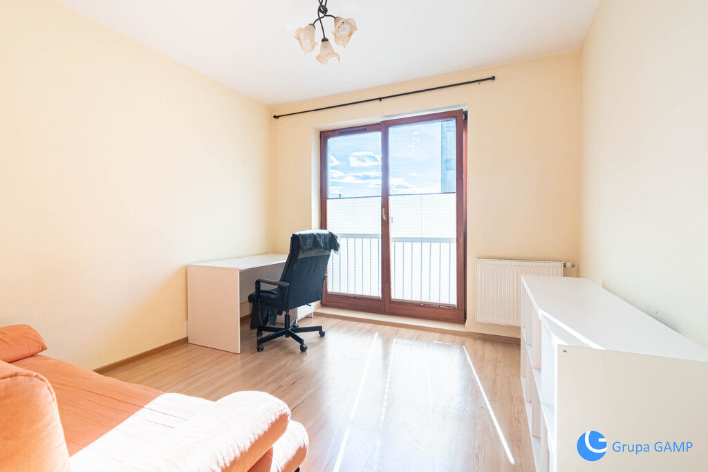 Studio z oddzielną kuchnią *os. mozarta* 30m2
