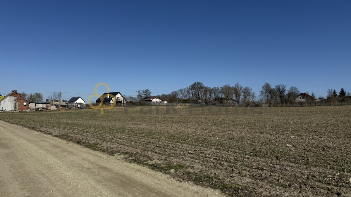 Działka (budowlana) w drugiej lini brzegowej