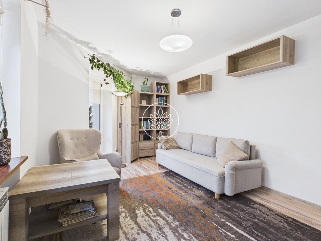 2pok 52 m2 /balkon/ piwnica/parking/os. mokre