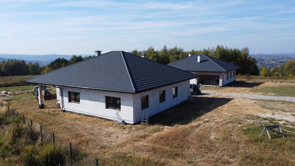 Parterówka w st. deweloperskim /garaż 2-st /widok!