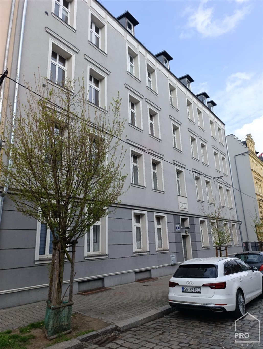 Reprezentacyjny apartament w zabytkowej kamienicy