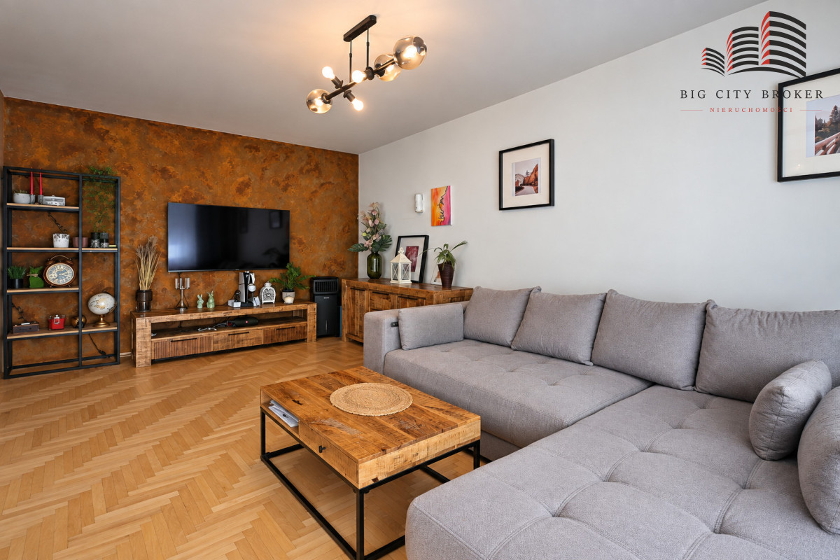 3 pokoje | 66,3 m² | 2 łazienki | balkon | czuby