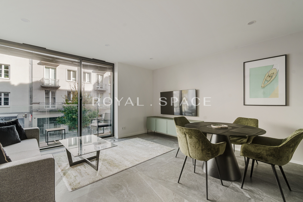 Stylowy apartament na emilii plater 15!