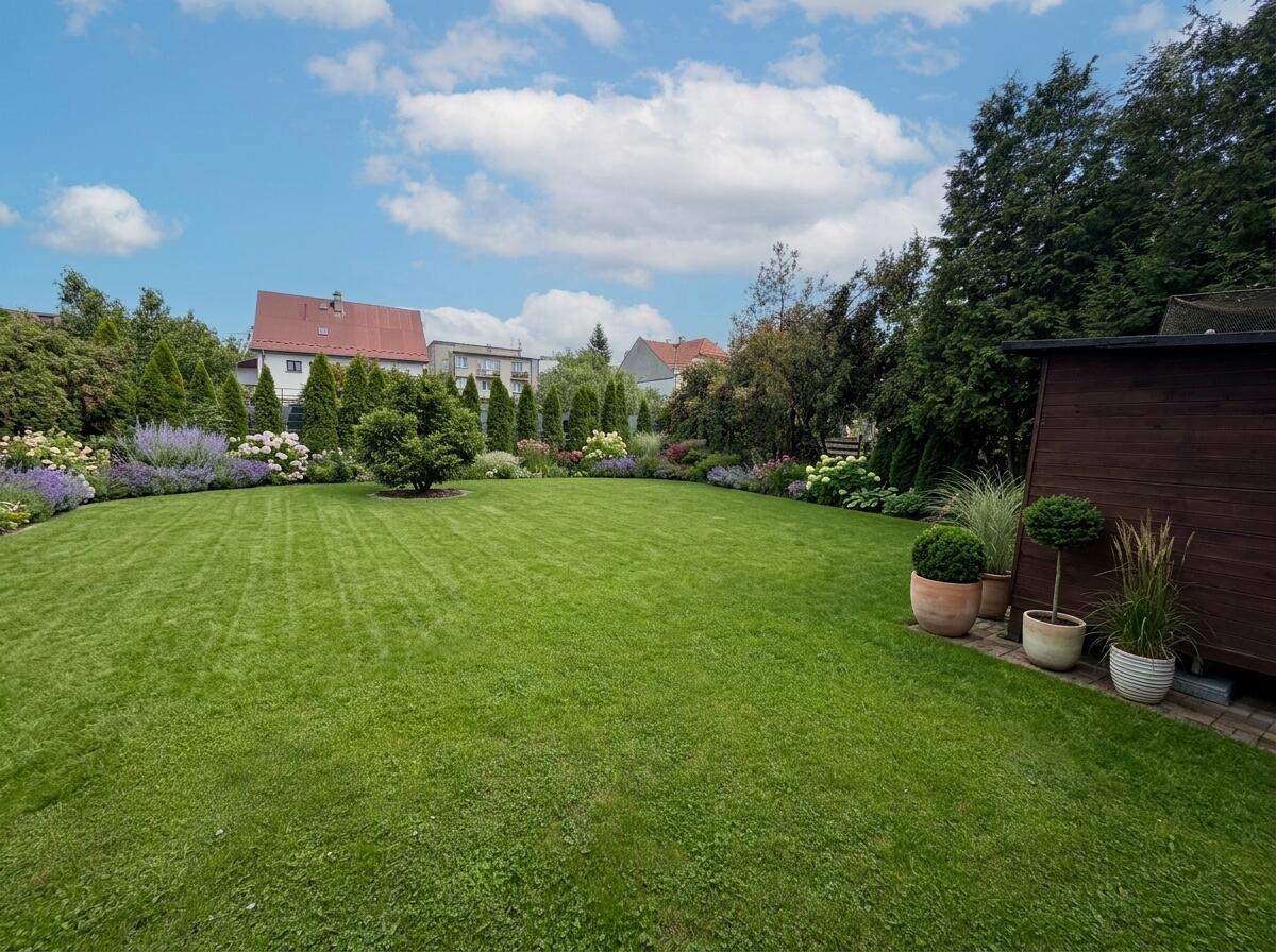 Działka 7 arów z domem - kraków ul.dobczycka!