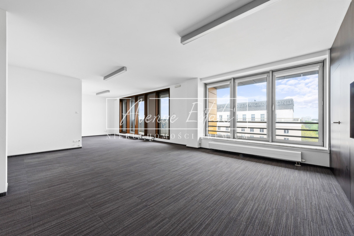 Całe piętro- 2 lokale/taras 185m2/ blisko metro