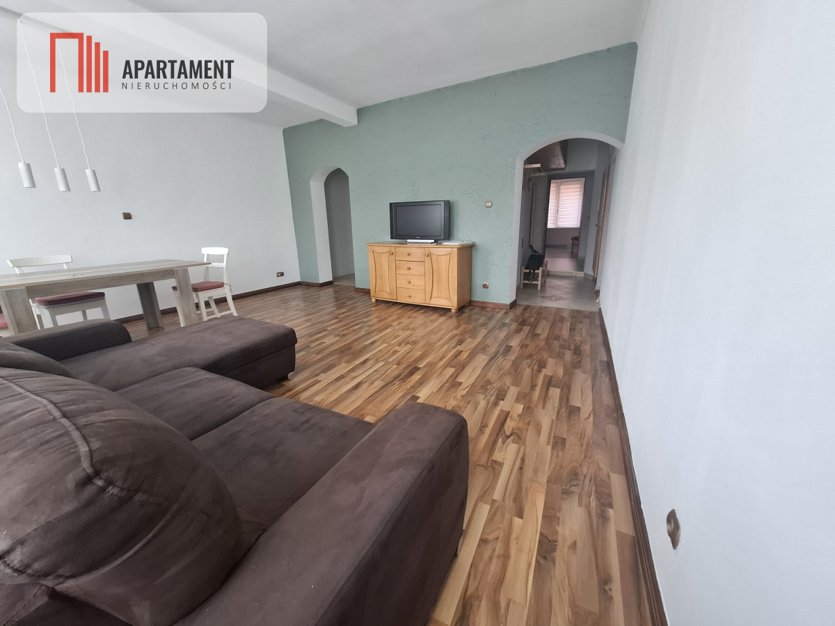 Jasne/65,70 m2/nowy piec/3 pokoje w rynku