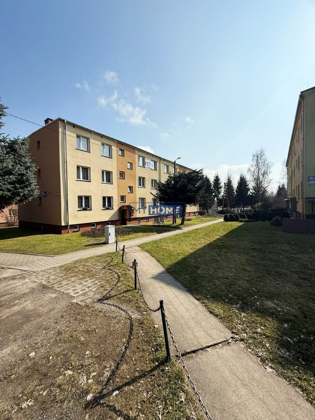 Na sprzedaż, 42,77 m² + piwnica 12,52 m², 2 piętro