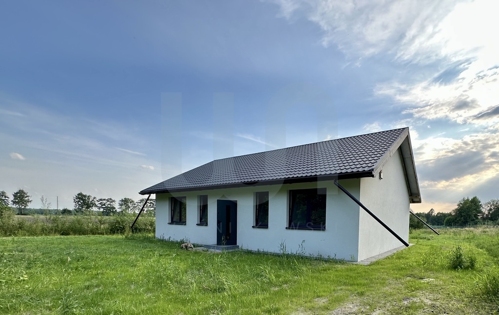 Dom parterowy/ pompa ciepła/ dla rodziny/ cisza