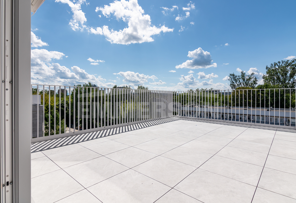 Ostatnie piętro | taras 20 m2 | bezpośrednio