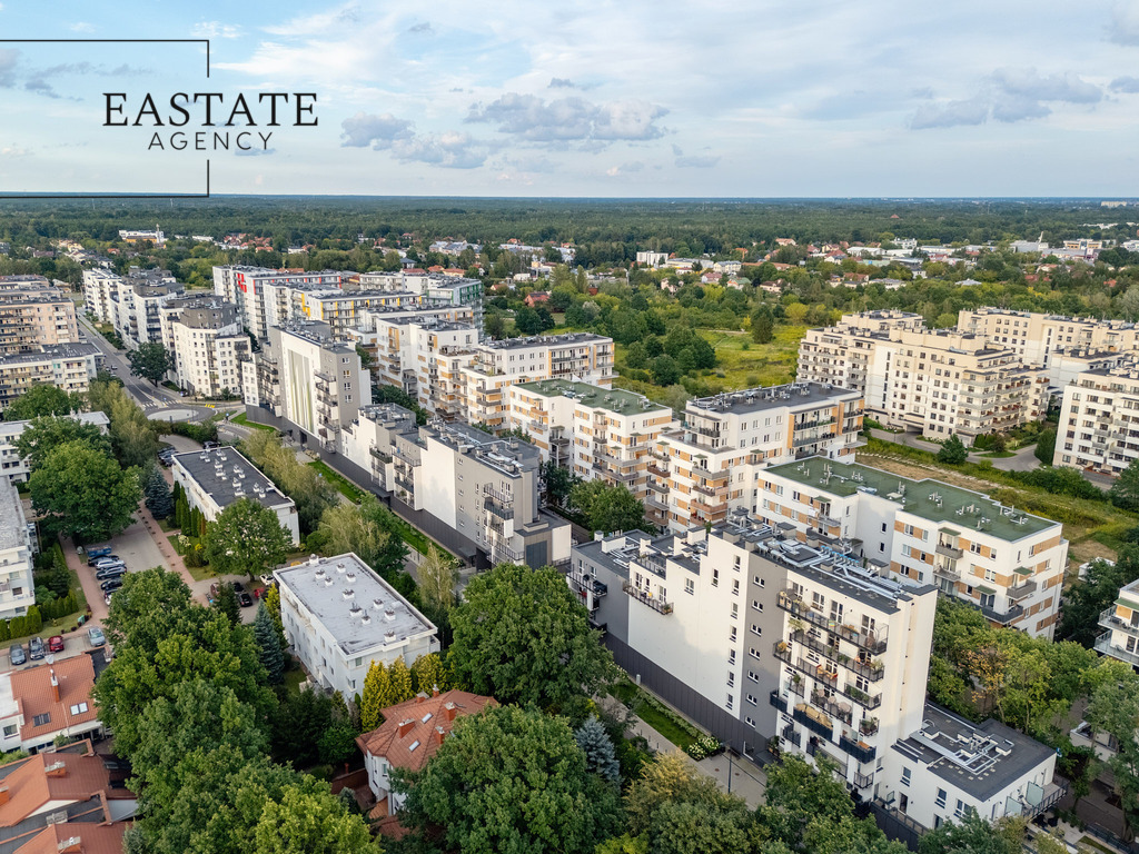 Duży taras i balkon/bez sąsiadów za ścianą/ 3 komórki lokatorskie