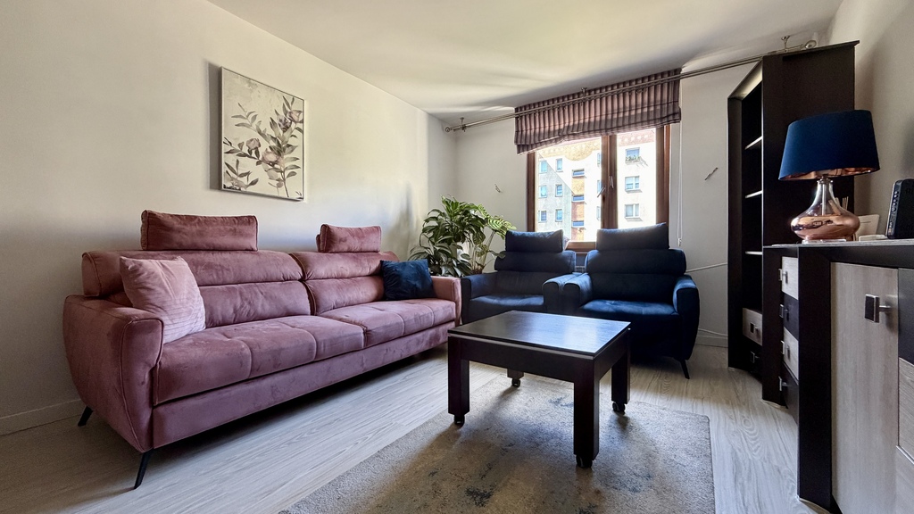Mieszkanie 61,2m²/1 piętro/ balkon