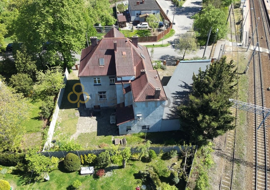 Dębiec | dom 240 m2, magazyn 124 m², działka 801m2